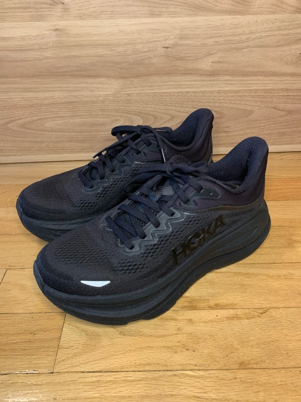 Hoka Bondi 9 Black Women's Sneakers - Size 8